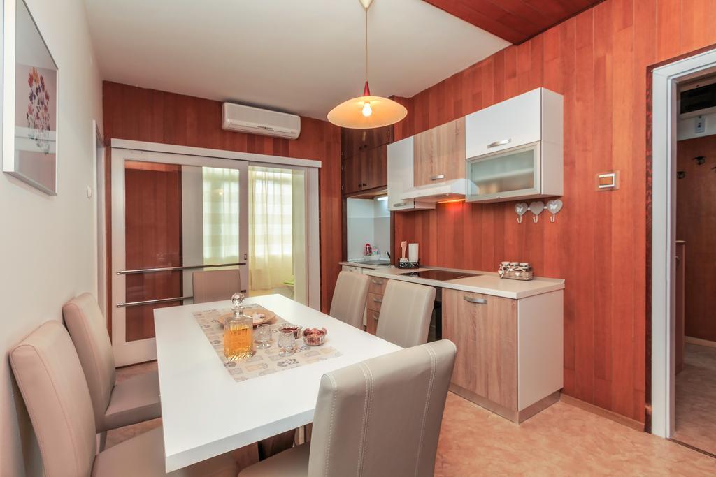 Apartment Barbaresko Split Exteriér fotografie